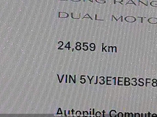 5YJ3E1EB3SF883398 Tesla MODEL 3