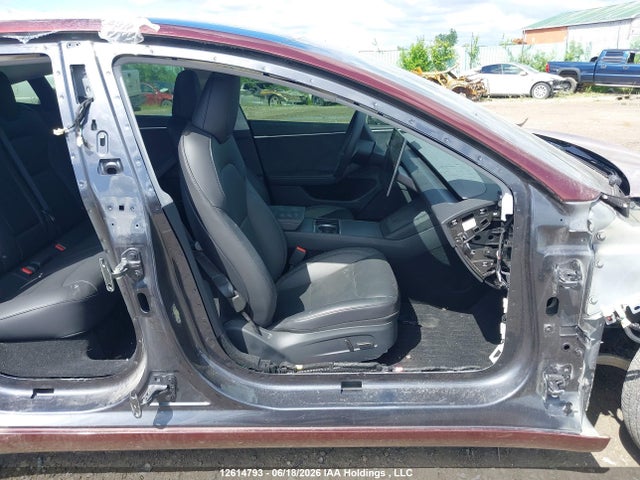 5YJ3E1EB3SF883398 Tesla MODEL 3