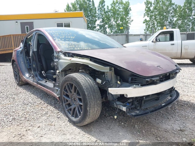 5YJ3E1EB3SF883398 Tesla MODEL 3