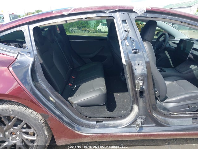 5YJ3E1EB3SF883398 Tesla MODEL 3
