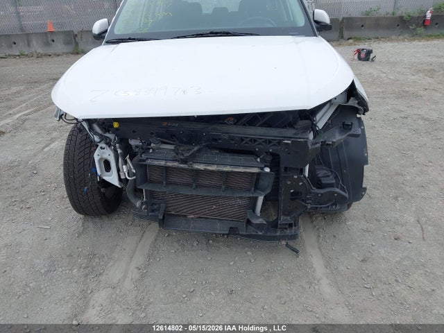 2021 Hyundai Venue Sel/denim მანქანა იყიდება აუქციონზე, vin: KMHRC8A31MU068789, აუქციონის ნომერი: 12614802
