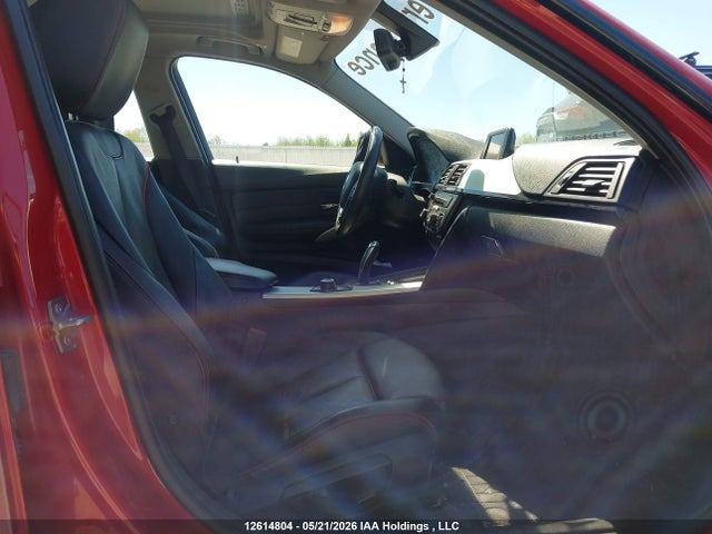 WBA3C3C52EF985657 BMW 320i Xdrive