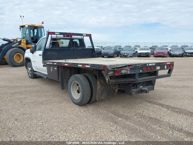 1GB3YSE73RF226328 Chevrolet Silverado 3500hd Chassis Work Truck
