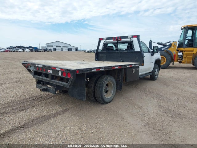 1GB3YSE73RF226328 Chevrolet Silverado 3500hd Chassis Work Truck
