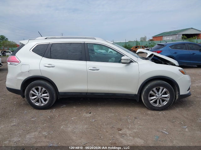 Продажа на аукционе авто 2015 Nissan Rogue S/sl/sv, vin: 5N1AT2MT6FC801112, номер лота: 12614810