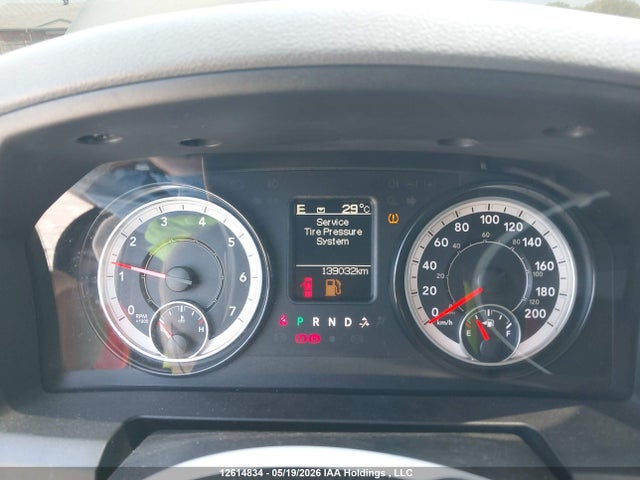 12614834 :رقم المزاد ، 1C6RR7GT1HS674526 vin ، 2017 Ram 1500 Slt مزاد بيع