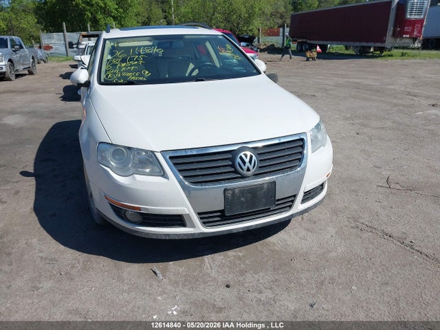 12614840 :رقم المزاد ، WVWLK9AN6AE081175 vin ، 2010 Volkswagen Passat مزاد بيع