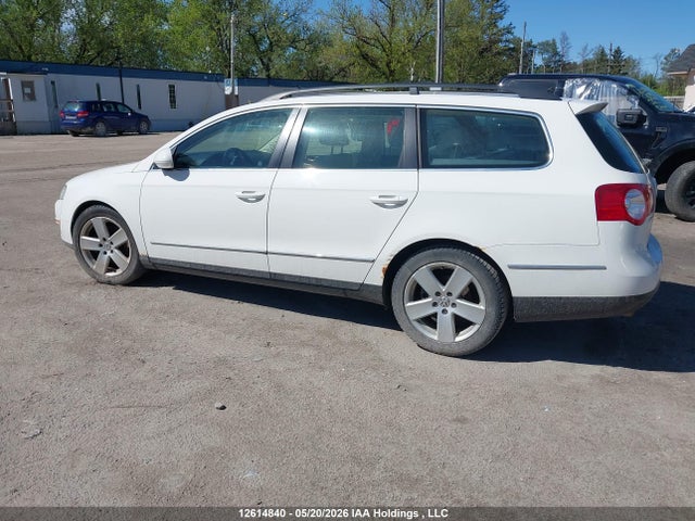 12614840 :رقم المزاد ، WVWLK9AN6AE081175 vin ، 2010 Volkswagen Passat مزاد بيع