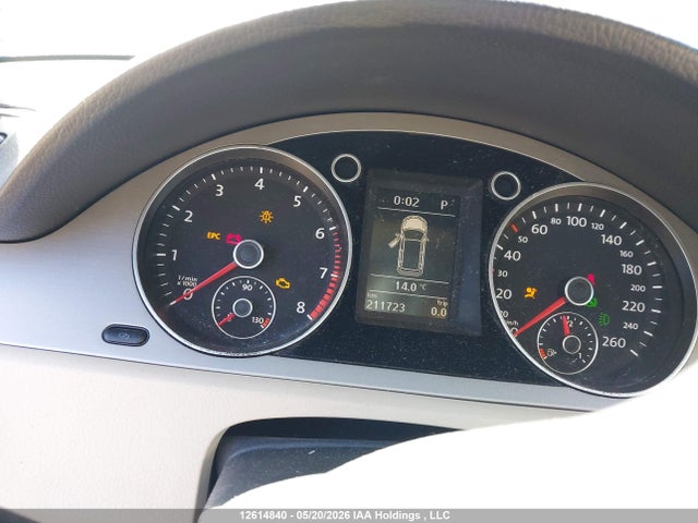 12614840 :رقم المزاد ، WVWLK9AN6AE081175 vin ، 2010 Volkswagen Passat مزاد بيع