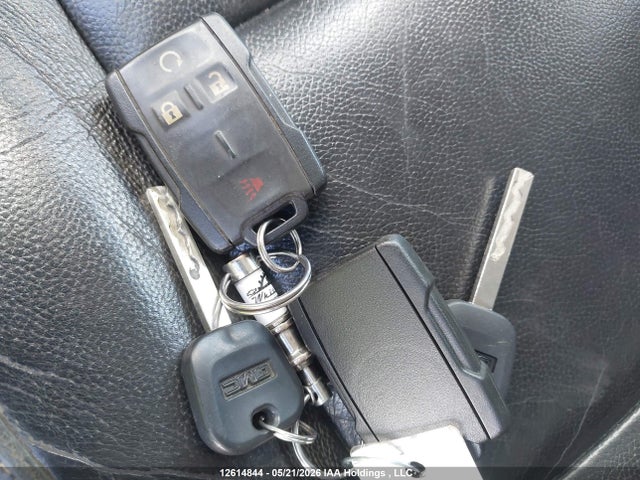 1GT12SEGXHF115214 GMC Sierra 2500hd Sle