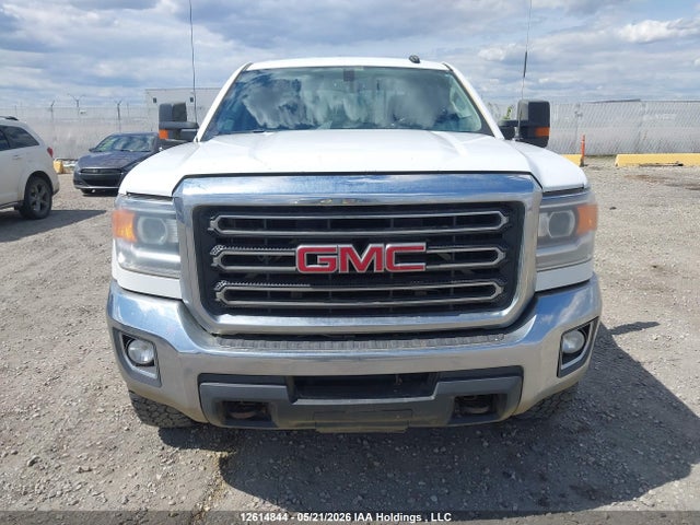 1GT12SEGXHF115214 GMC Sierra 2500hd Sle