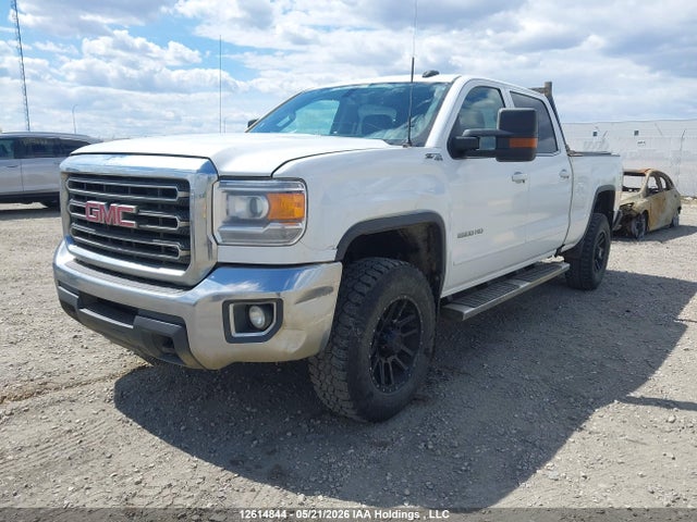 1GT12SEGXHF115214 GMC Sierra 2500hd Sle