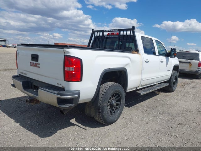 1GT12SEGXHF115214 GMC Sierra 2500hd Sle