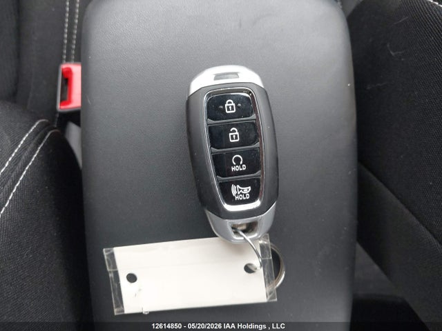 KMHRC8A37PU216383 Hyundai Venue Preferred