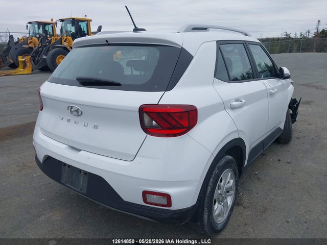 KMHRC8A37PU216383 Hyundai Venue Preferred