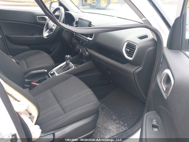 KMHRC8A37PU216383 Hyundai Venue Preferred