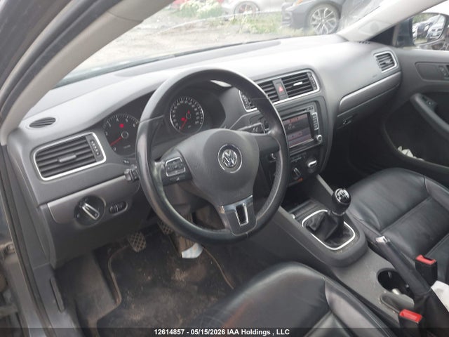 12614857 :رقم المزاد ، 3VWGX7AJ6DM414233 vin ، 2013 Volkswagen Jetta Sel مزاد بيع