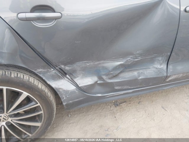 12614857 :رقم المزاد ، 3VWGX7AJ6DM414233 vin ، 2013 Volkswagen Jetta Sel مزاد بيع