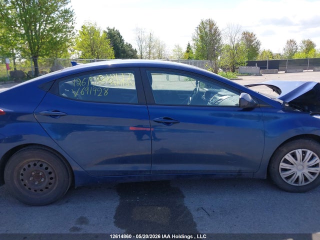 Продажа на аукционе авто 2016 Hyundai Elantra Se/sport/limited, vin: 5NPDH4AE2GH691928, номер лота: 12614860