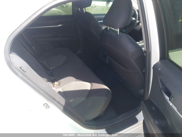 4T1B31HK1JU003703 Toyota Camry Hybrid Le