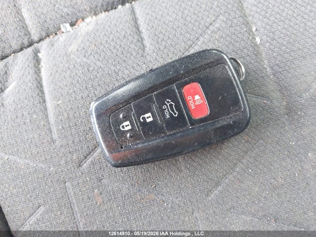 2T3R1RFV9LW098828 Toyota Rav4 Xle