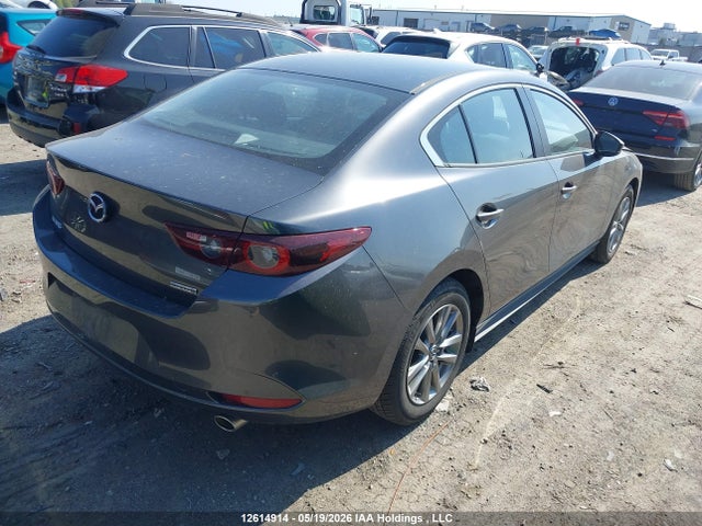 JM1BPABM6R1714667 Mazda Mazda3 Gx