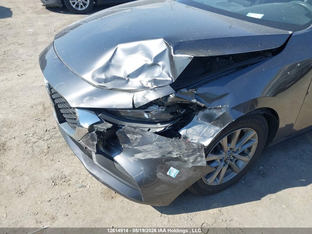 JM1BPABM6R1714667 Mazda Mazda3 Gx