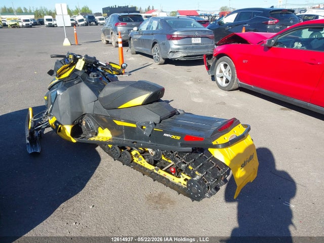 12614937 :رقم المزاد ، 2BPSUWDB5DV000073 vin ، 2013 Skidoo  مزاد بيع