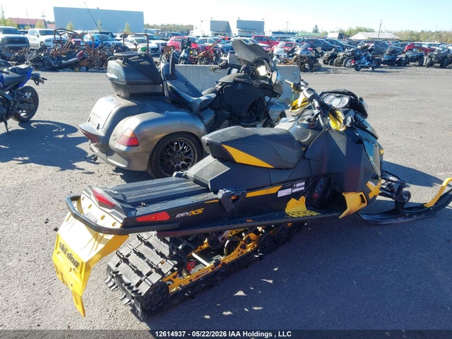 12614937 :رقم المزاد ، 2BPSUWDB5DV000073 vin ، 2013 Skidoo  مزاد بيع