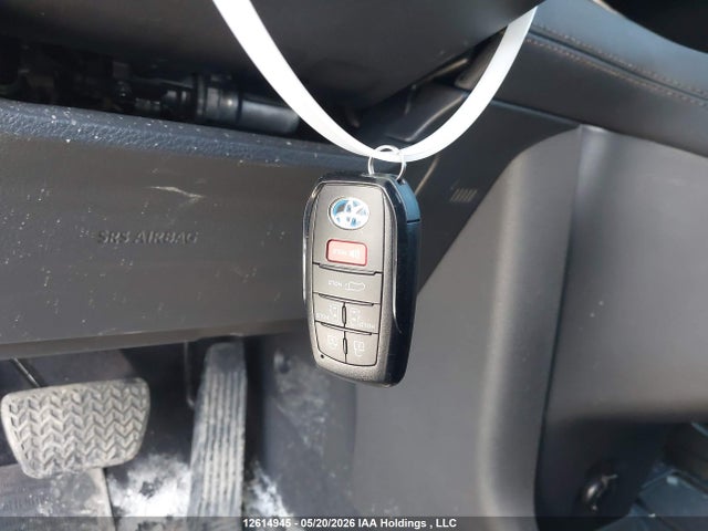 5TDGSKFCXSS164152 Toyota Sienna Le/xse/limited/platinum