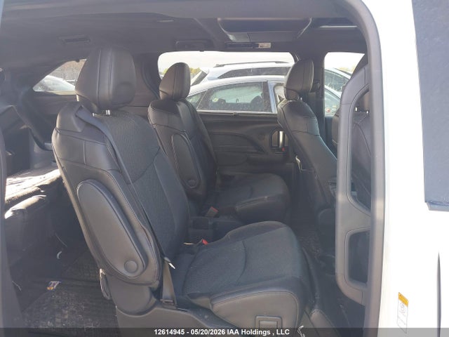 5TDGSKFCXSS164152 Toyota Sienna Le/xse/limited/platinum