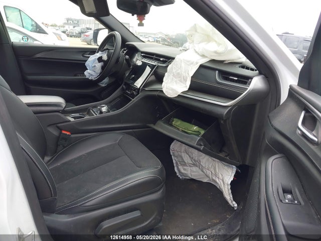 1C4RJKAG5R8951112 Jeep Grand Cherokee L Altitude