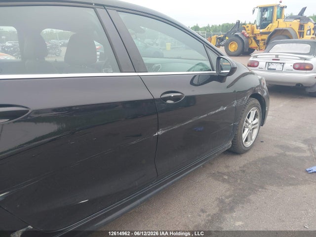Продажа на аукционе авто 2018 Chevrolet Cruze Lt Auto, vin: 3G1BE6SM1JS654831, номер лота: 12614962