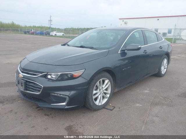 Chevrolet MALIBU LT 2017 1G1ZE5ST5HF251854 Image 2