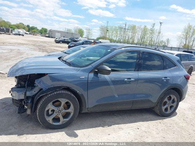1FMCU9MZ1SUA00921 Ford Escape St-line