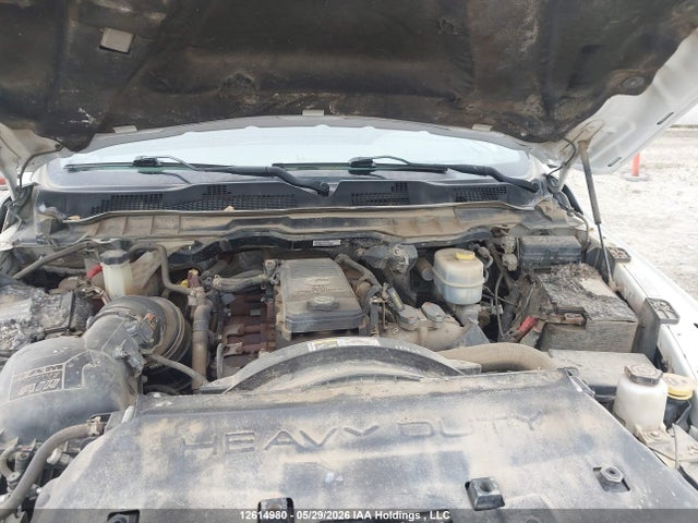 2015 Ram 3500 Slt მანქანა იყიდება აუქციონზე, vin: 3C63R3DL3FG590568, აუქციონის ნომერი: 12614980