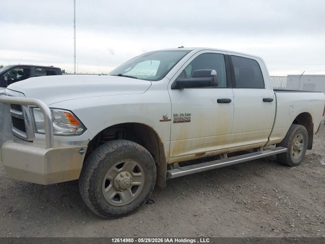 2015 Ram 3500 Slt მანქანა იყიდება აუქციონზე, vin: 3C63R3DL3FG590568, აუქციონის ნომერი: 12614980