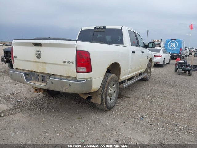 2015 Ram 3500 Slt მანქანა იყიდება აუქციონზე, vin: 3C63R3DL3FG590568, აუქციონის ნომერი: 12614980