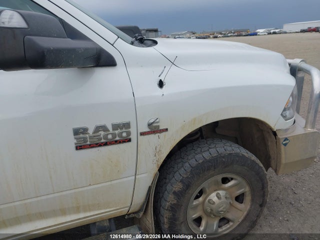 2015 Ram 3500 Slt მანქანა იყიდება აუქციონზე, vin: 3C63R3DL3FG590568, აუქციონის ნომერი: 12614980
