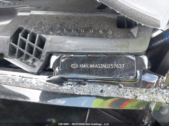 KMHLM4AG3NU257637 Hyundai Elantra