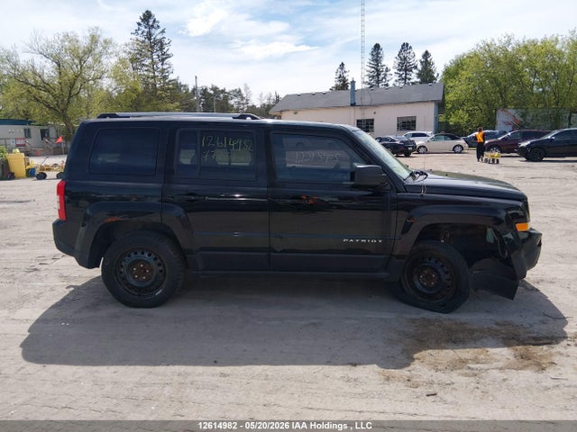 2016 Jeep Patriot Sport/north მანქანა იყიდება აუქციონზე, vin: 1C4NJRAB1GD772310, აუქციონის ნომერი: 12614982