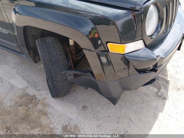 2016 Jeep Patriot Sport/north მანქანა იყიდება აუქციონზე, vin: 1C4NJRAB1GD772310, აუქციონის ნომერი: 12614982