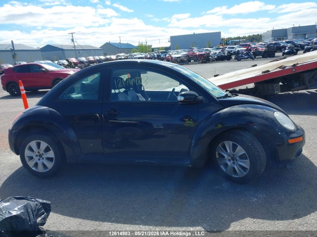 12614983 :رقم المزاد ، 3VWRW2AGXAM025870 vin ، 2010 Volkswagen New Beetle 2.5l Comfortline مزاد بيع