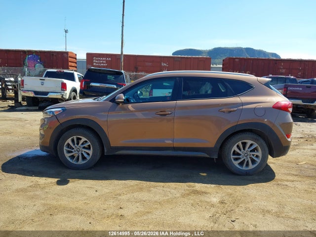 2016 Hyundai Tucson Premium მანქანა იყიდება აუქციონზე, vin: KM8J3CA40GU071146, აუქციონის ნომერი: 12614995
