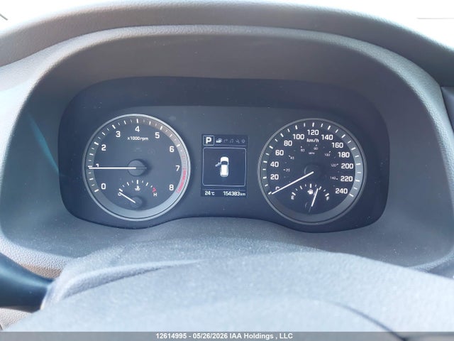 2016 Hyundai Tucson Premium მანქანა იყიდება აუქციონზე, vin: KM8J3CA40GU071146, აუქციონის ნომერი: 12614995