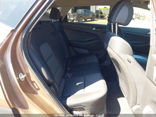 2016 Hyundai Tucson Premium მანქანა იყიდება აუქციონზე, vin: KM8J3CA40GU071146, აუქციონის ნომერი: 12614995