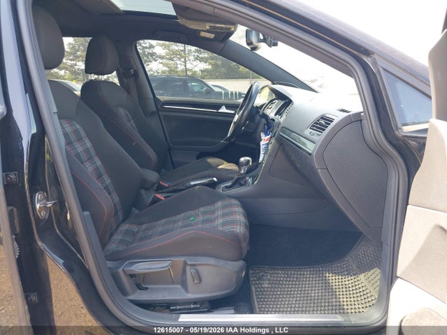 3VW4T7AU5FM089215 Volkswagen GTI