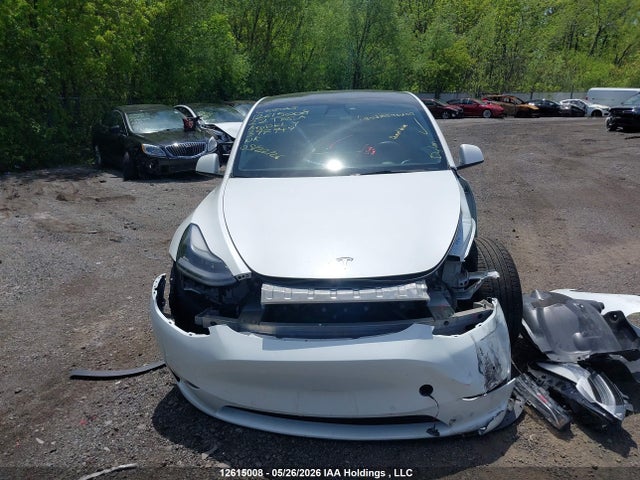 Tesla Model Y 2022 7SAYGDEF0NF397949 Image 12
