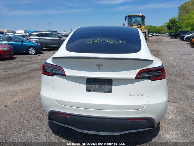 Tesla Model Y 2022 7SAYGDEF0NF397949 Image 16