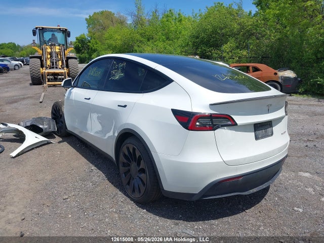 Tesla Model Y 2022 7SAYGDEF0NF397949 Image 3
